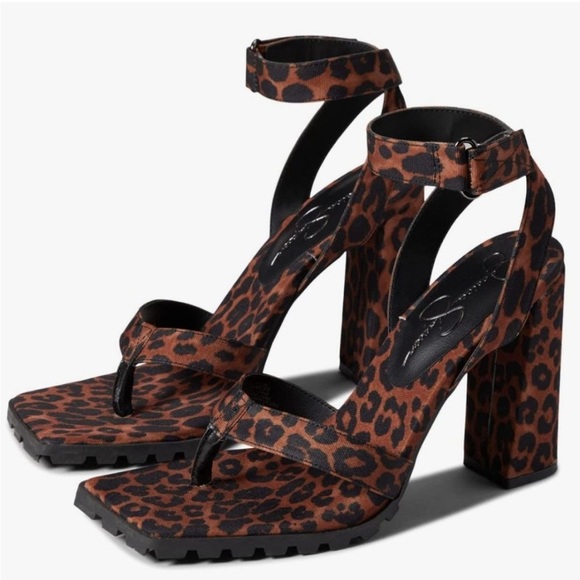 NWT Jessica Simpson Leopard heels with Ankle Strap - Picture 2 of 5